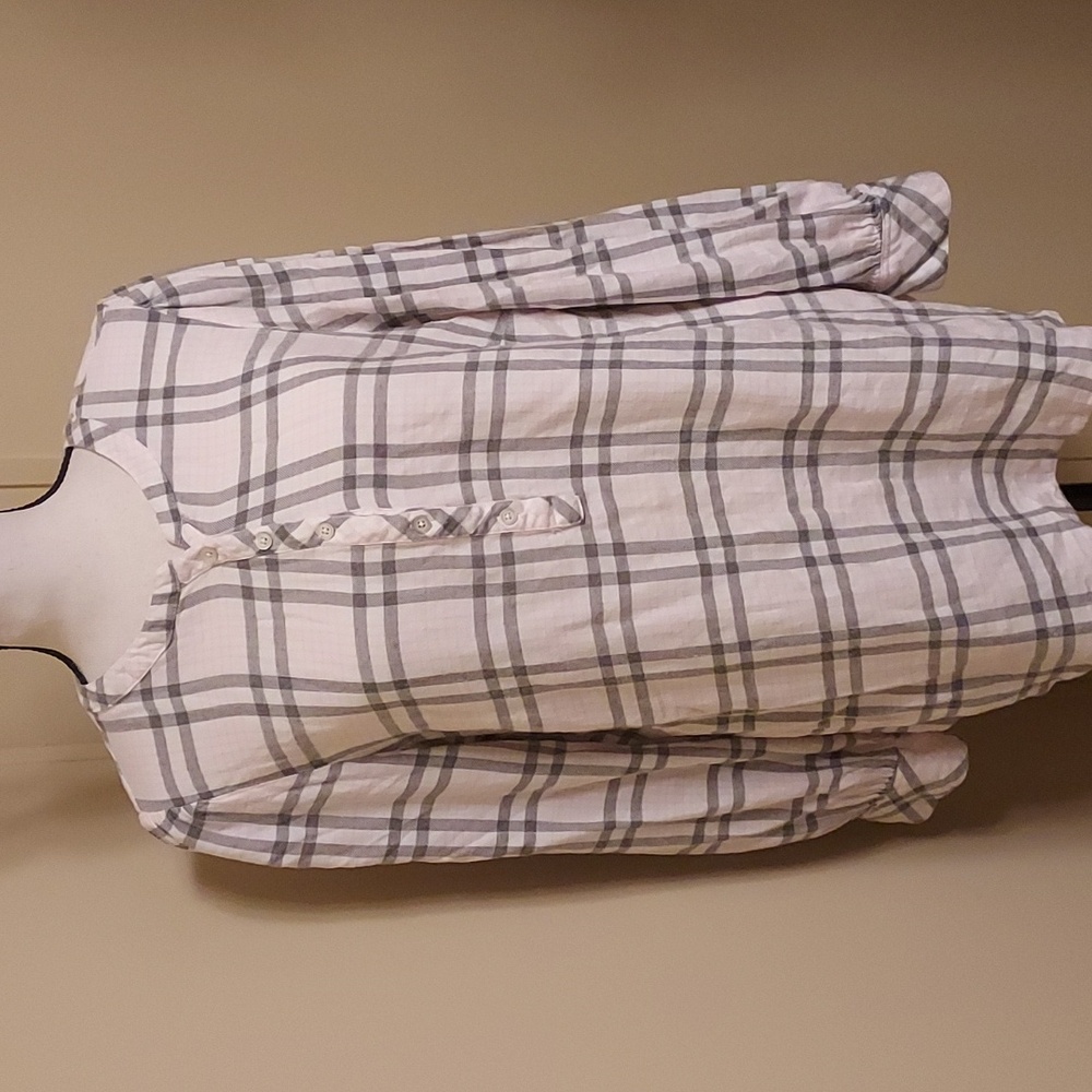 Talbots Gray, Pink And White Paid Popover Blouse